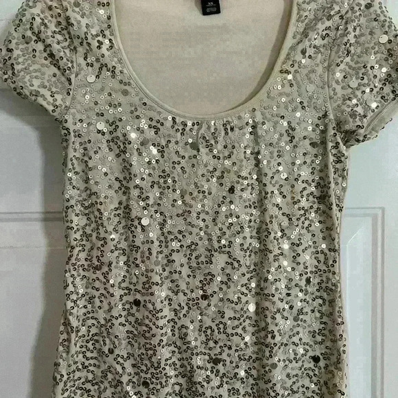Cream sequin top - Picture 1 of 2